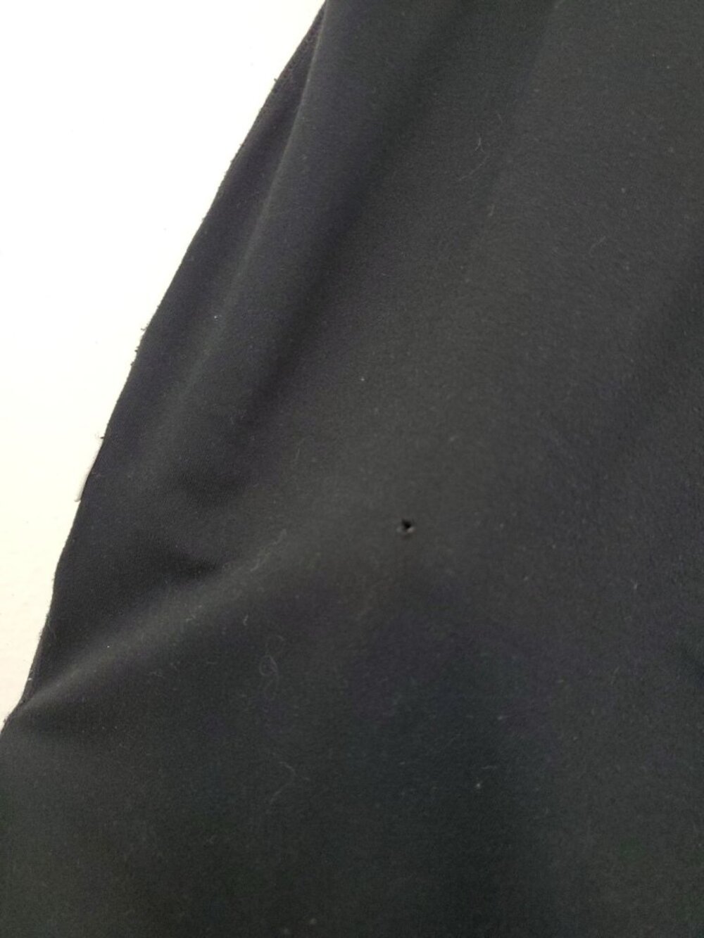 Vuori Performance Jogger in black, pull on with drawstring - Picture 9 of 12